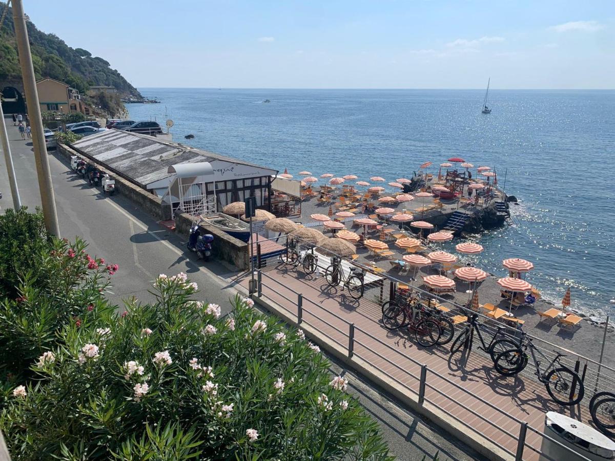 M'Illumino D'Immenso - Moneglia Apartments Bagian luar foto
