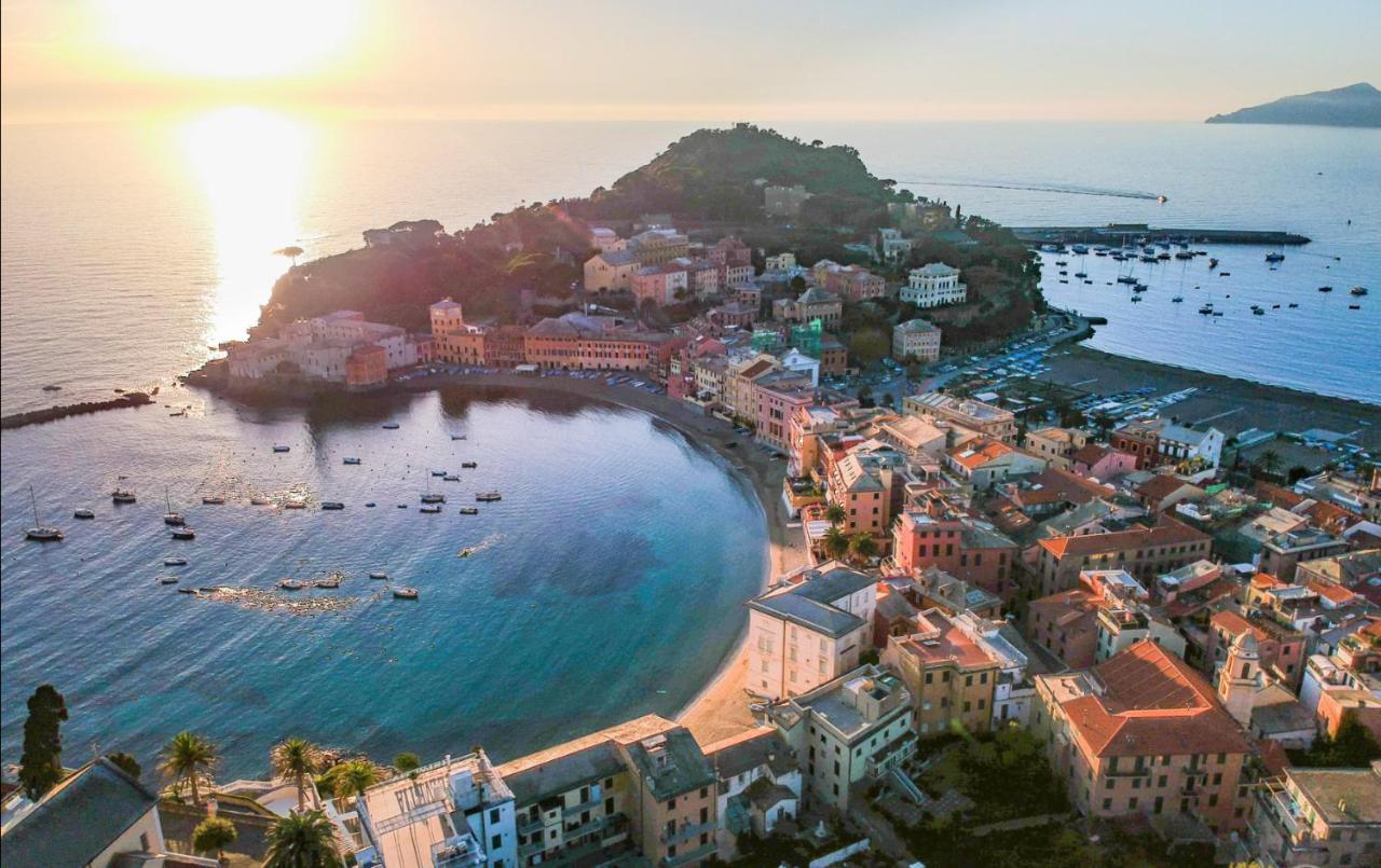 M'Illumino D'Immenso - Moneglia Apartments Bagian luar foto