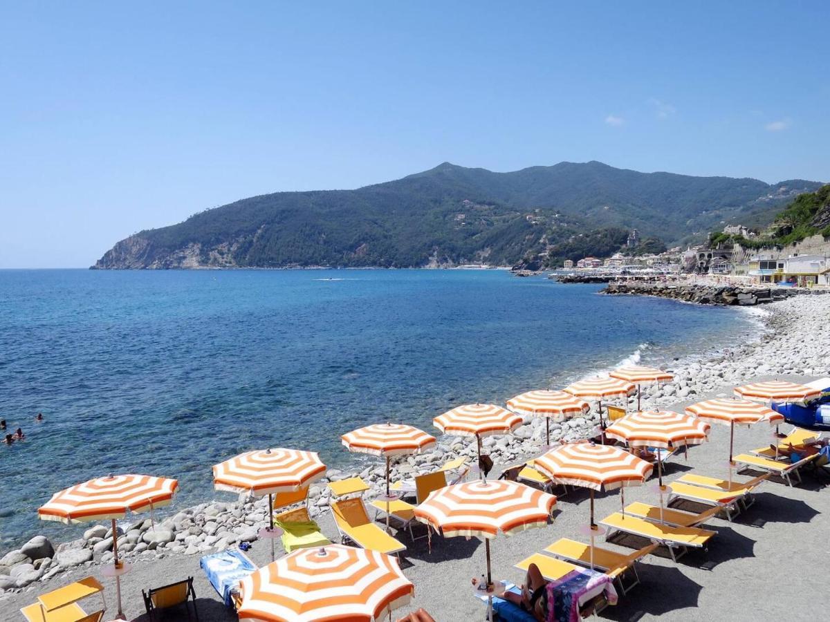 M'Illumino D'Immenso - Moneglia Apartments Bagian luar foto